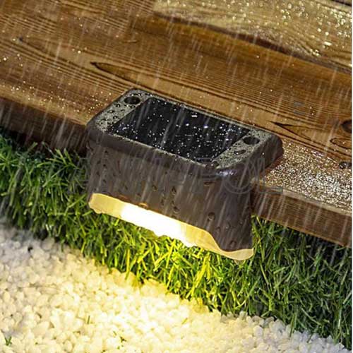 lămpi solare pentru scări